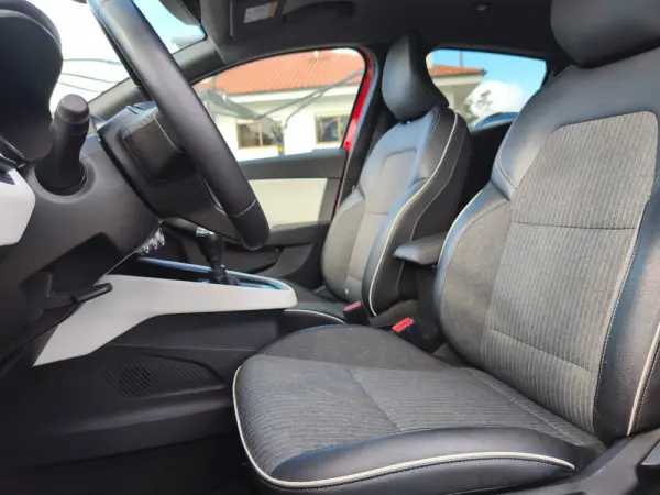 Renault Clio 1.2 TCe Evolution 11