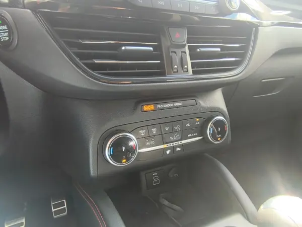 Ford Kuga 1.5 EcoBoost ST-Line X 16