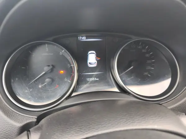 Nissan Qashqai 1.7 dCi Tekna+ 4x4-i 8