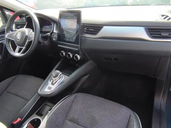 Renault Captur 1.6 E-Tech Plug-In Hybrid Techno 8