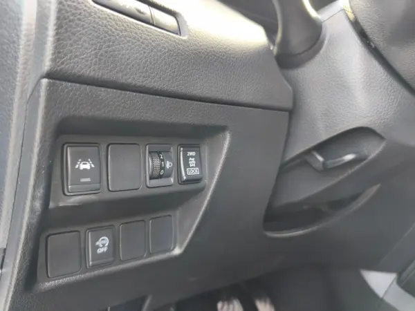 Nissan Qashqai 1.7 dCi Tekna+ 4x4-i 12