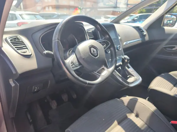 Renault Scénic ENERGY dCi 110 INTENS 7