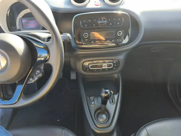 Smart ForFour EQ pulse 7