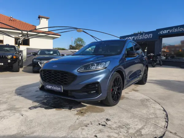 Ford Kuga 1.5 EcoBoost ST-Line X 2
