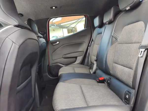 Renault Clio 1.2 TCe Evolution 12