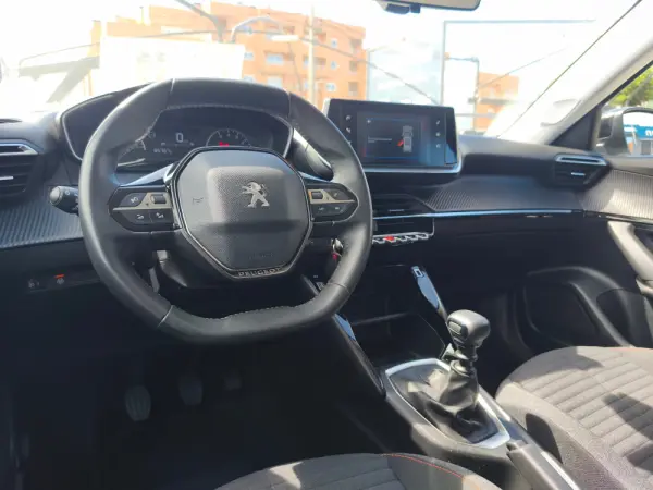 Peugeot 2008 1.5 BlueHDi Active Pack 7