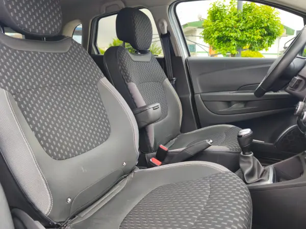 Renault Captur 1.0 TCe Exclusive 14