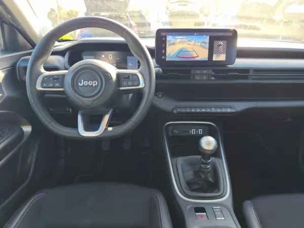 Jeep Avenger 1.2 GSE T3 Summit 5