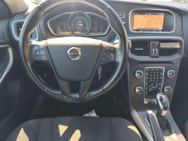 Volvo V40 1.5 T3 Sport Edition Geartronic 5
