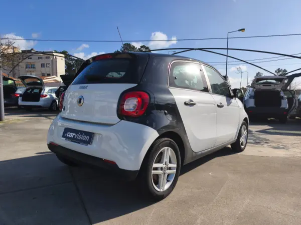 Smart ForFour EQ pulse 3