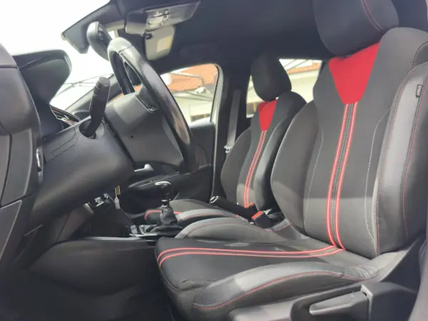Opel Corsa 1.2 T GS 20