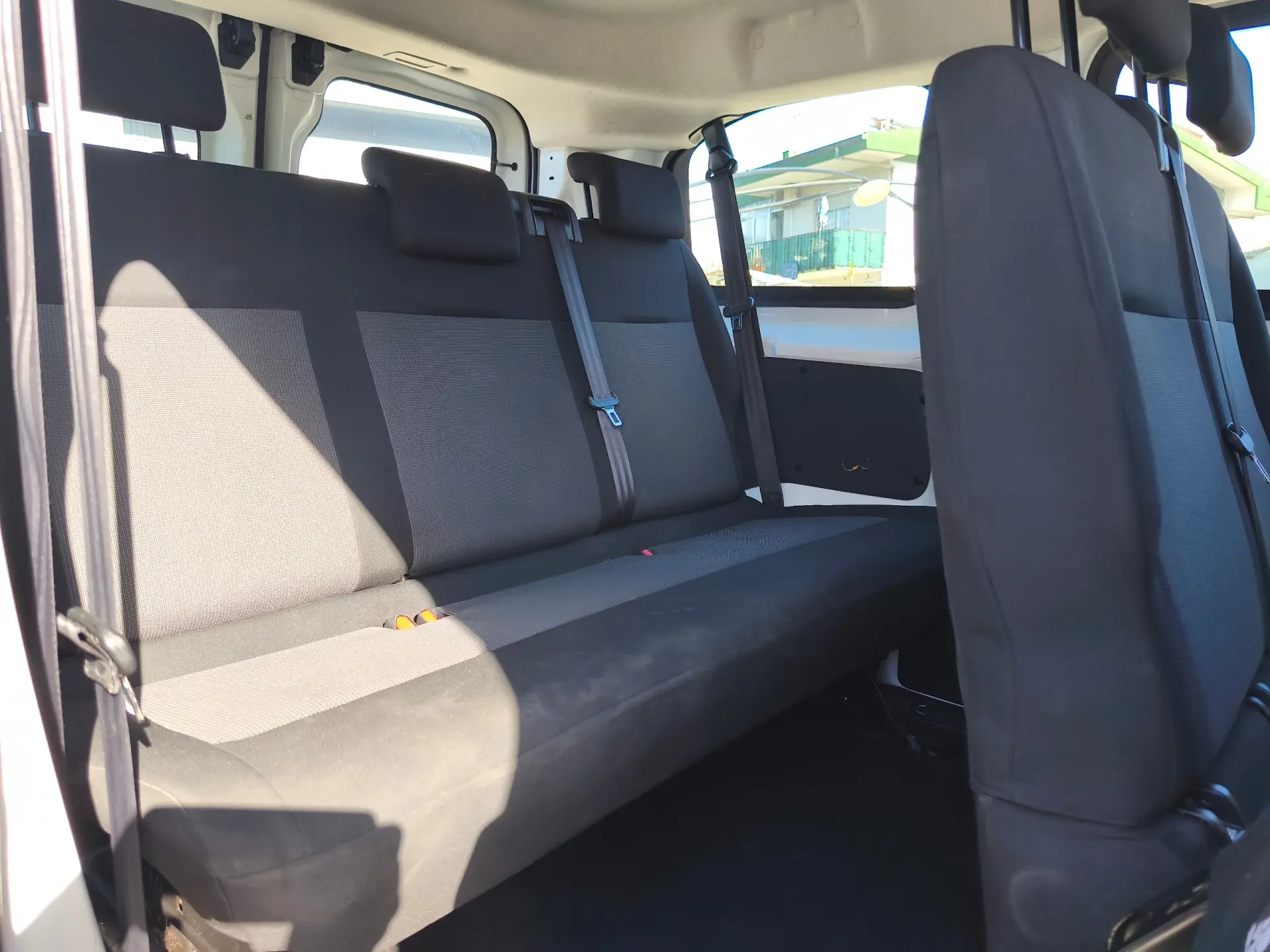 Opel Vivaro L2H2 9 LUGARES 11