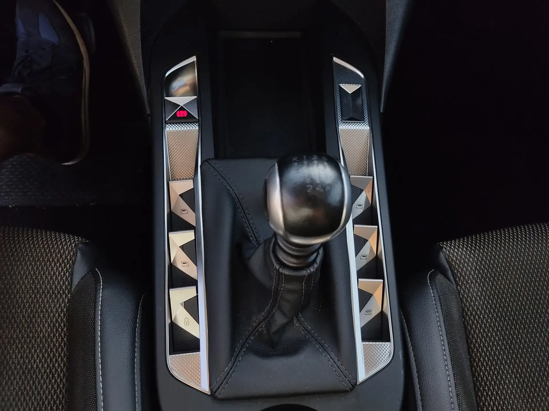 DS DS3 Crossback 1.5 BlueHDi Be Chic 10