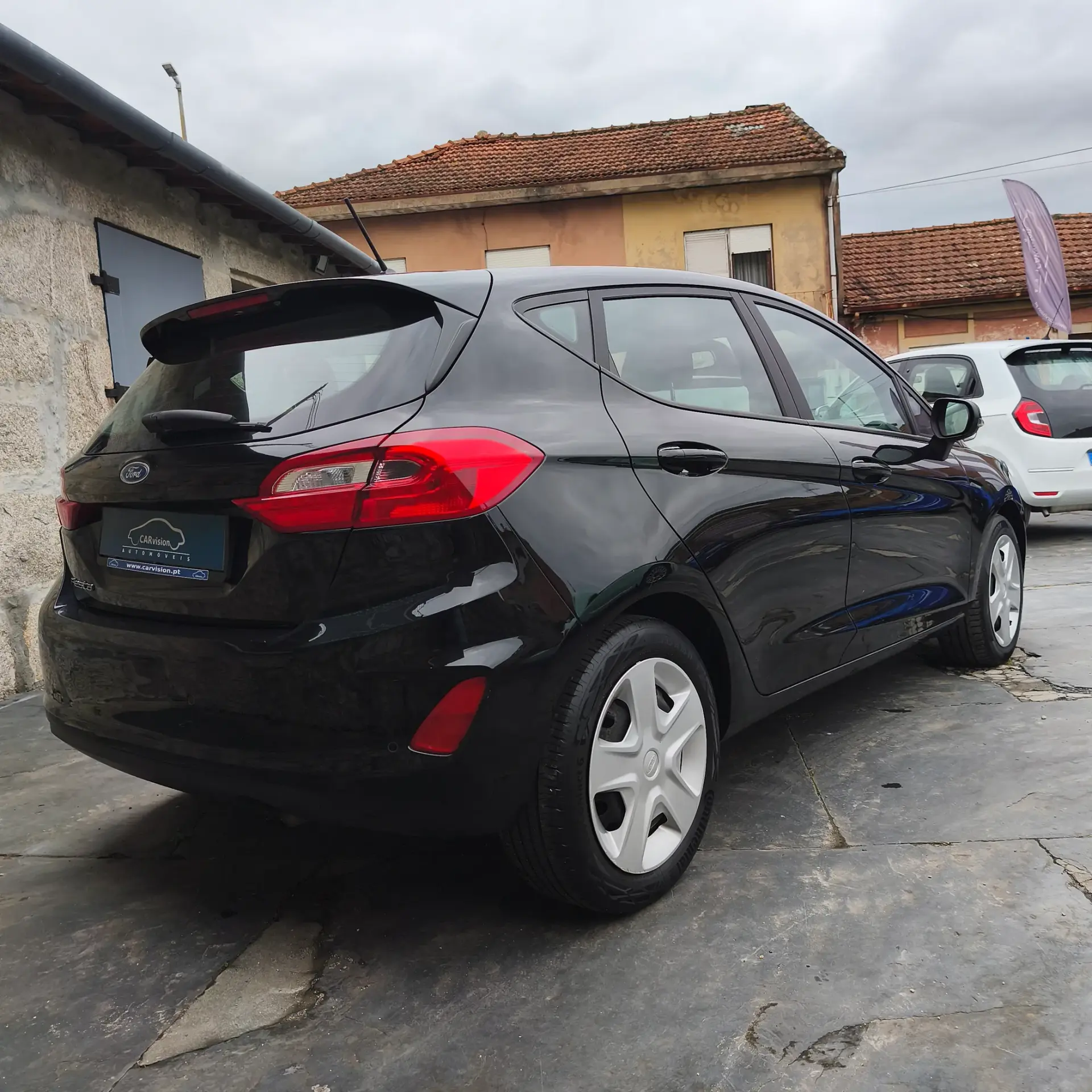 Ford Fiesta 1.1 Ti-VCT Business 4