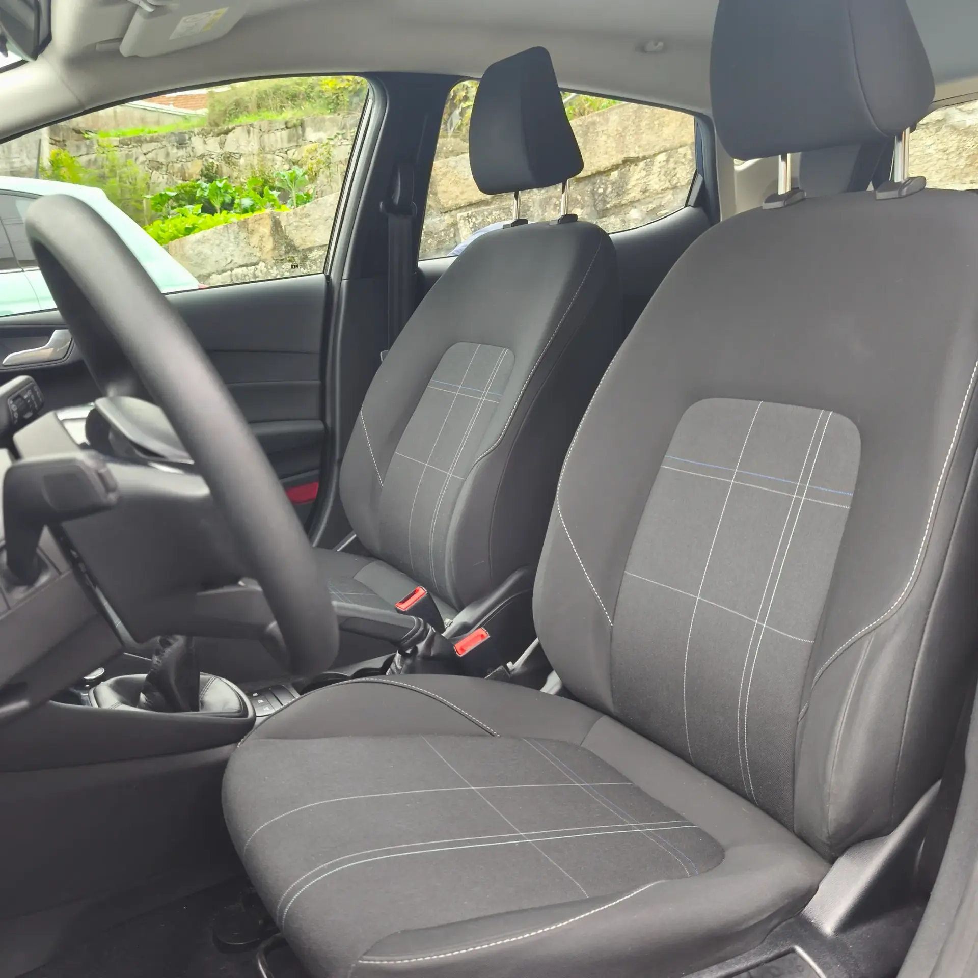 Ford Fiesta 1.1 Ti-VCT Business 8