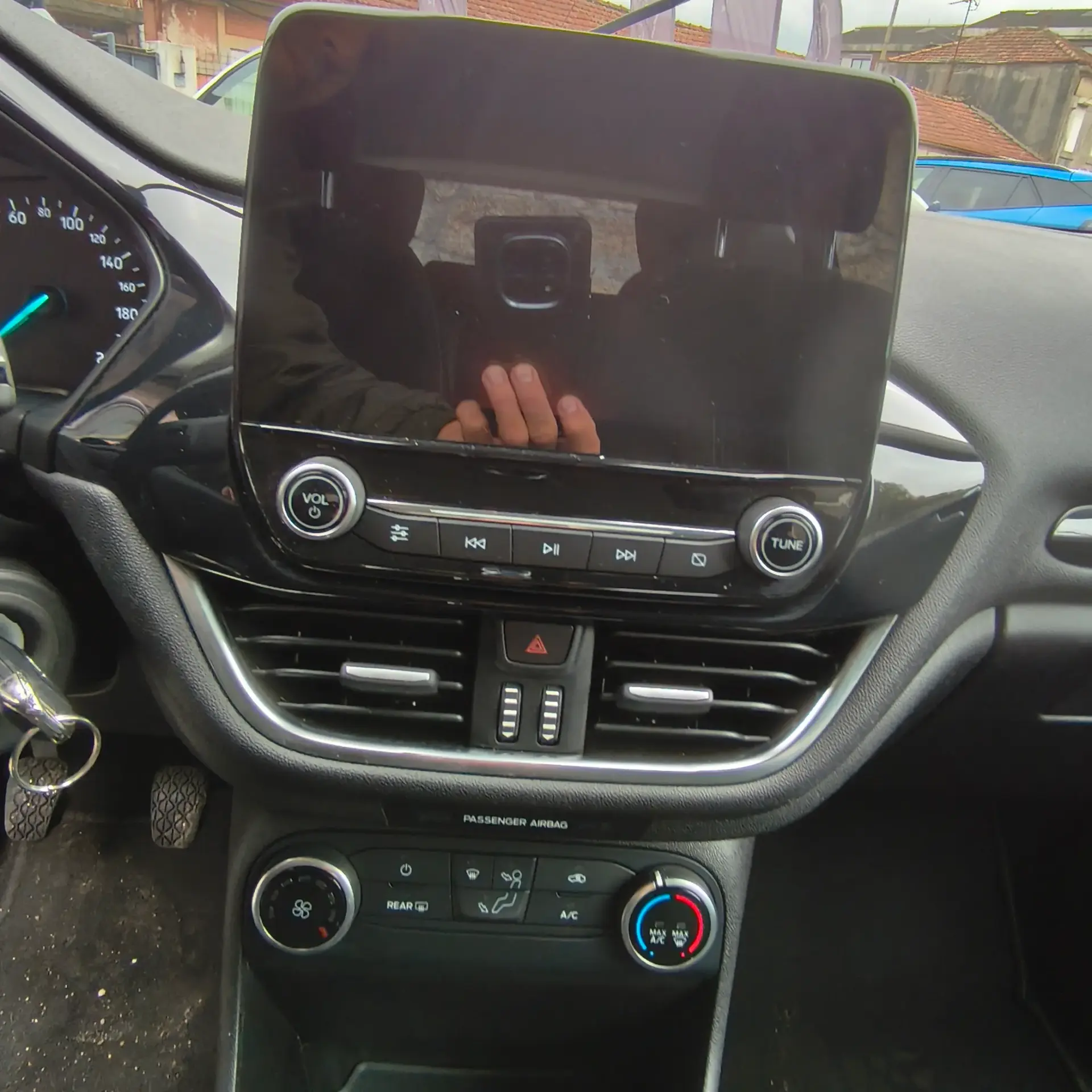 Ford Fiesta 1.1 Ti-VCT Business 10