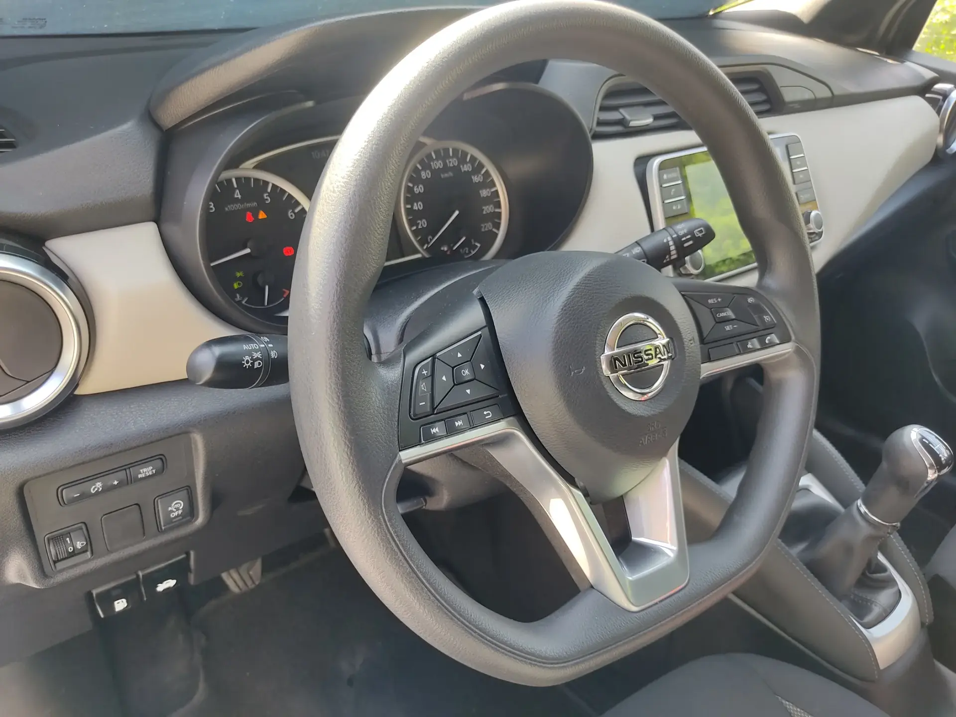 Nissan Micra 1.0 IG-T Acenta 11