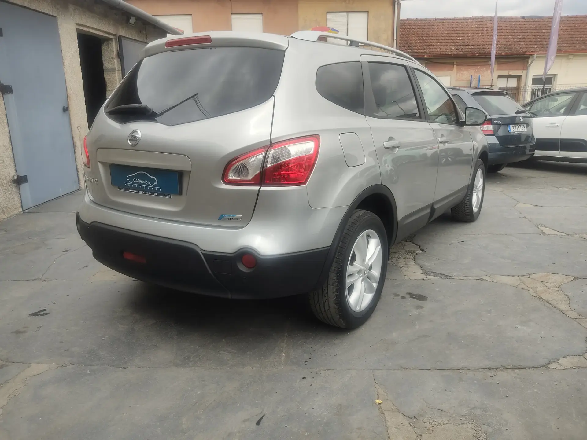 Nissan Qashqai +2 1.5 dCi Tekna Premium 18 360 9