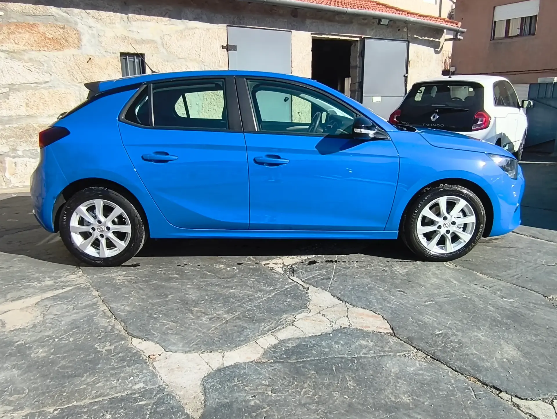 Opel Corsa 1.2 T Elegance 8