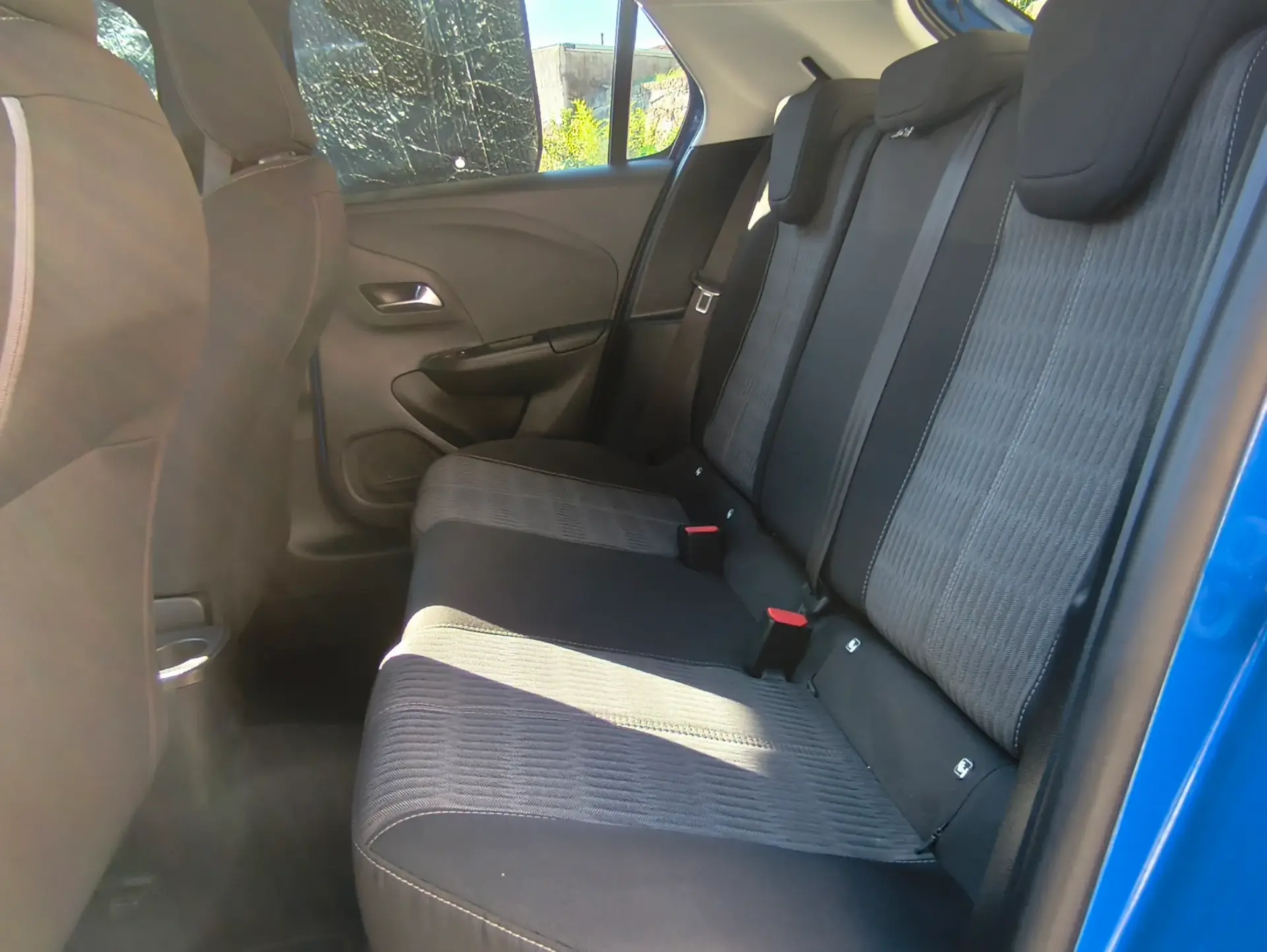 Opel Corsa 1.2 T Elegance 14