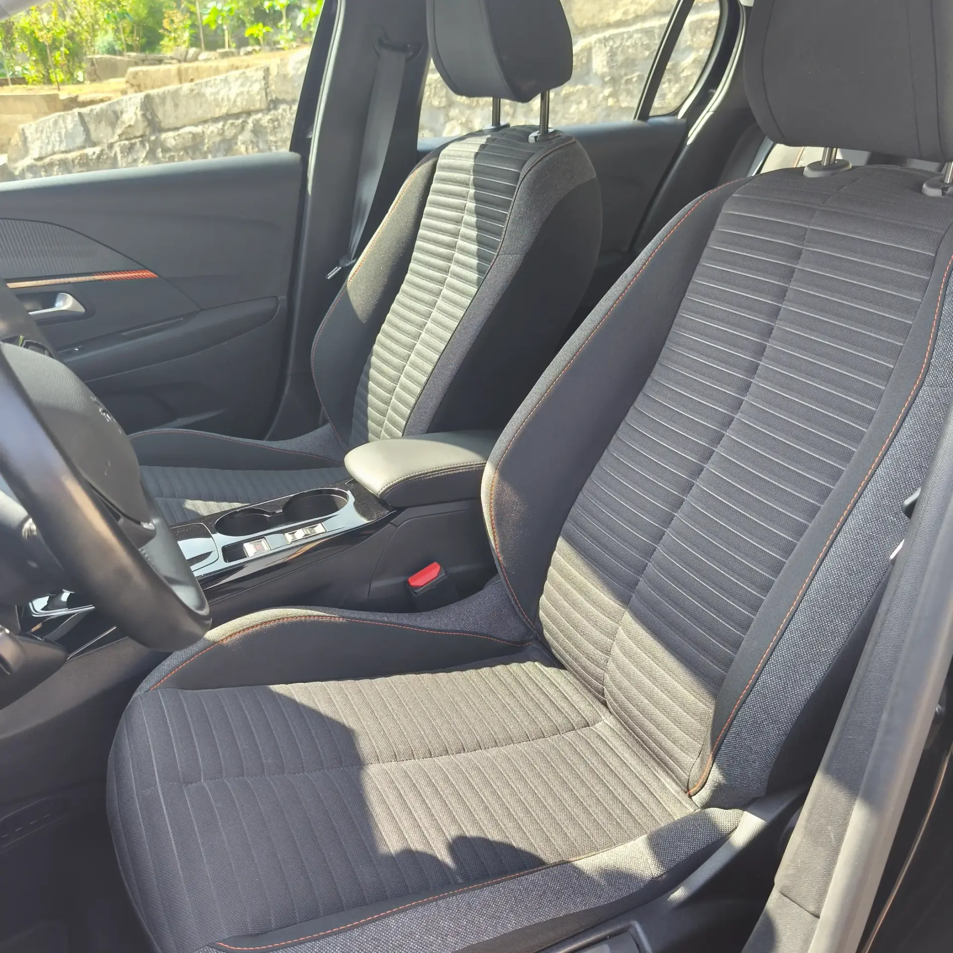 Peugeot e-208 50 kWh Active Pack 12