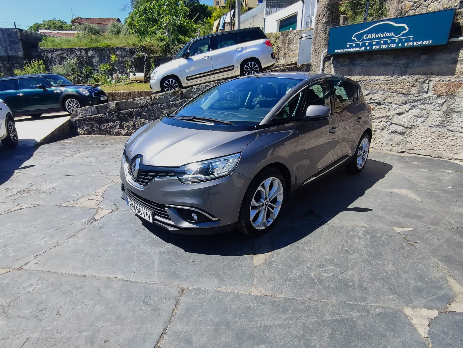 Renault Scénic Hybrid intense 2