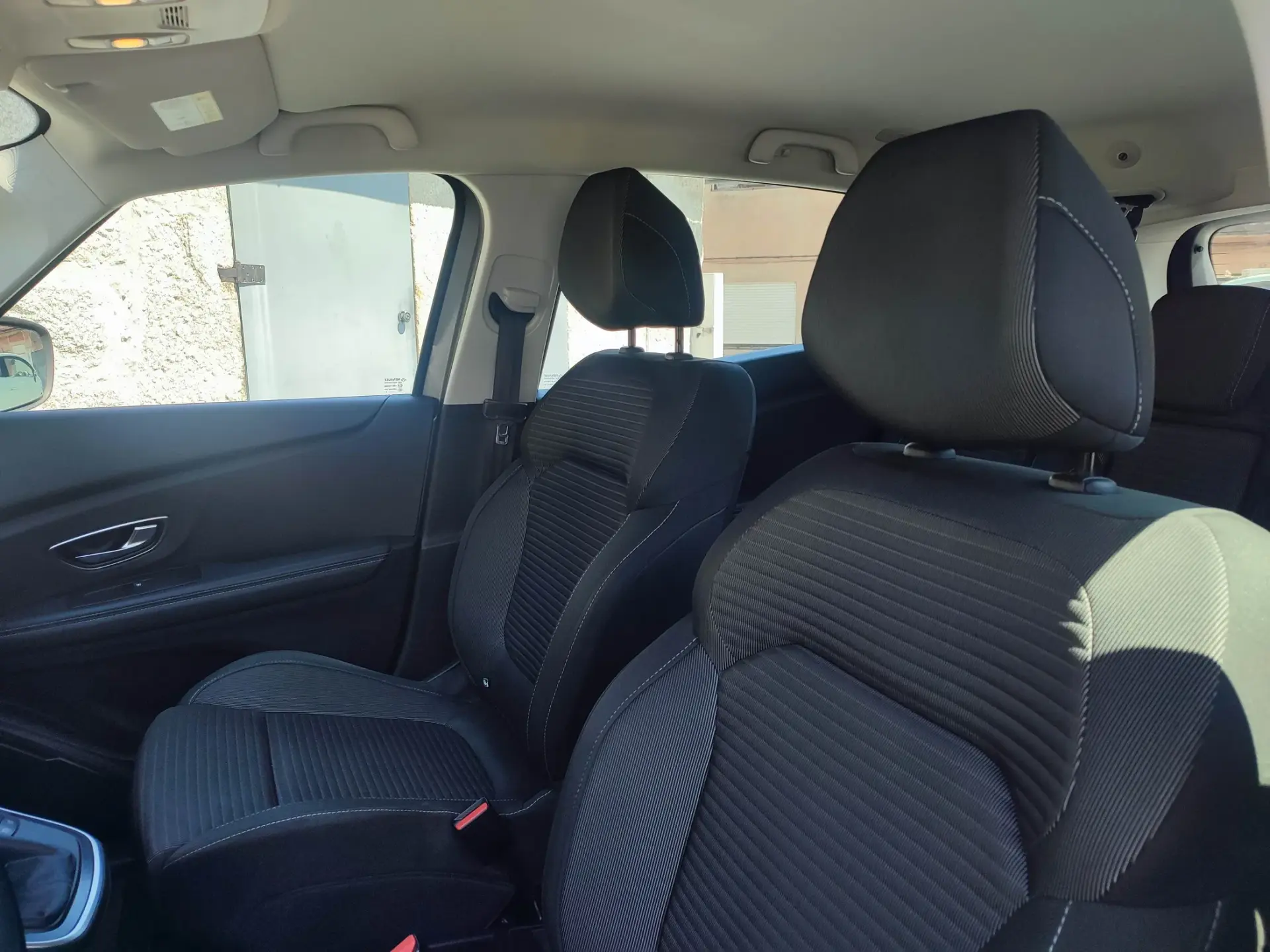 Renault Scénic Hybrid intense 17