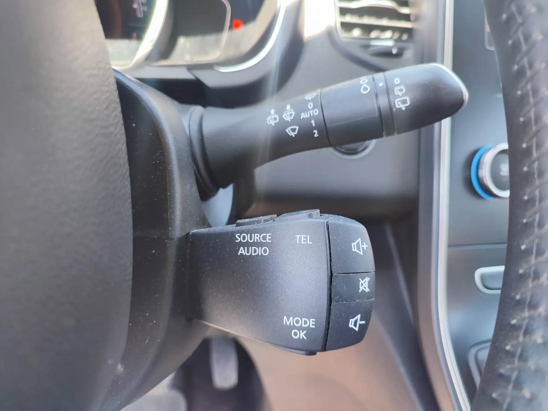 Renault Scénic Hybrid intense 26