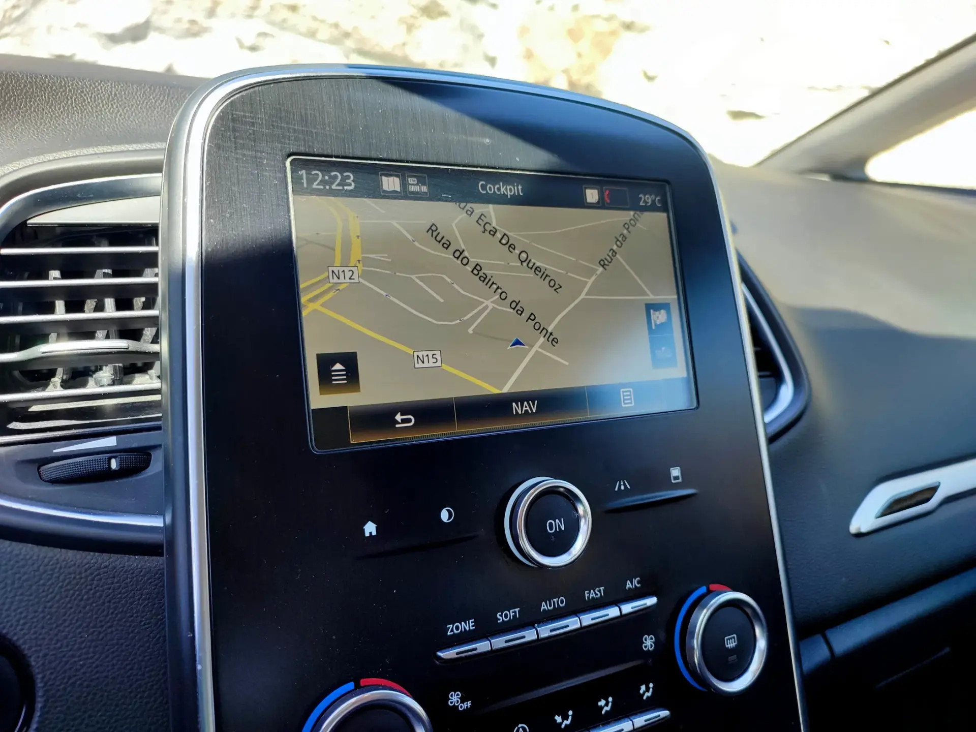 Renault Scénic Hybrid intense 28