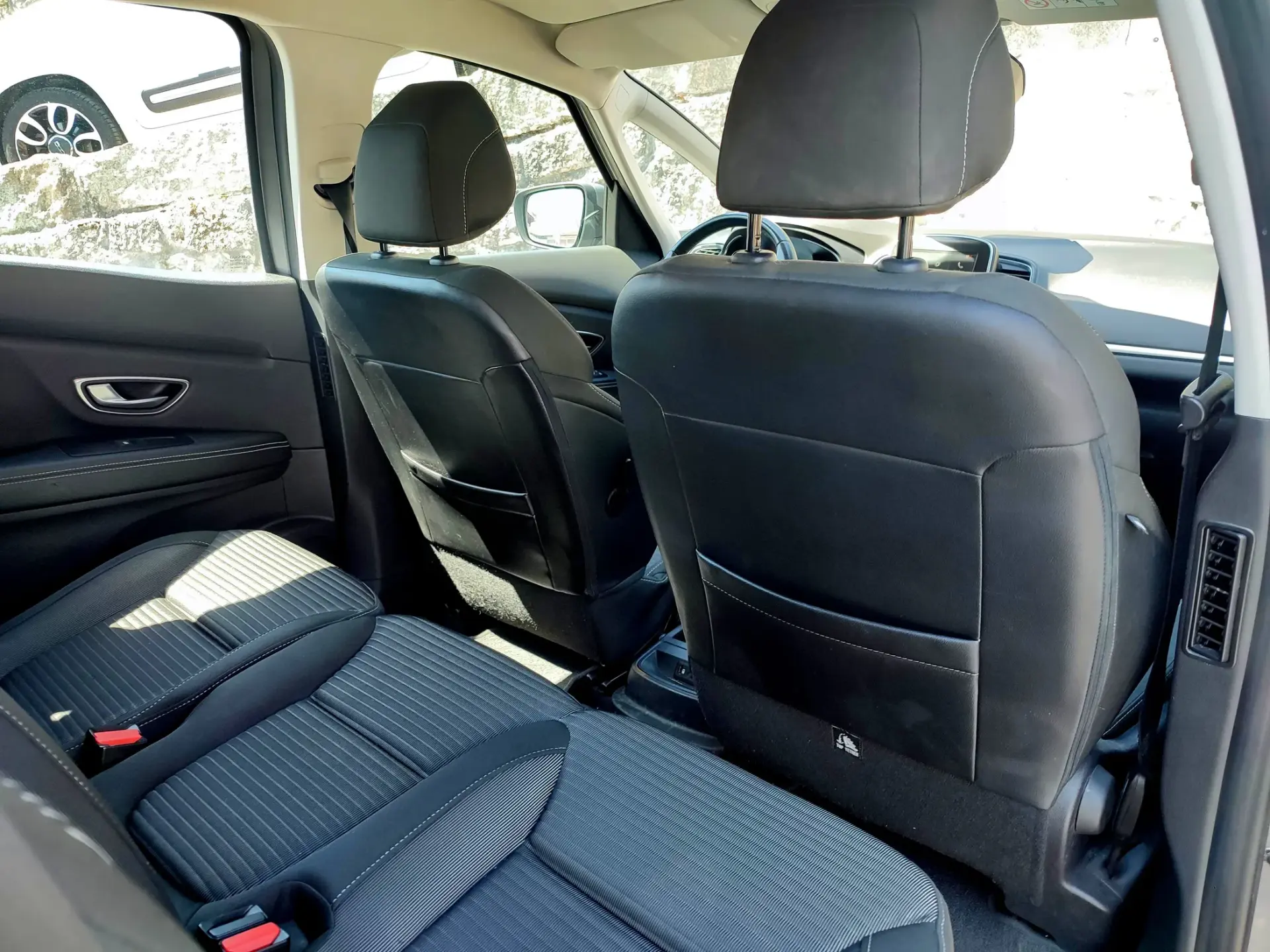 Renault Scénic Hybrid intense 39