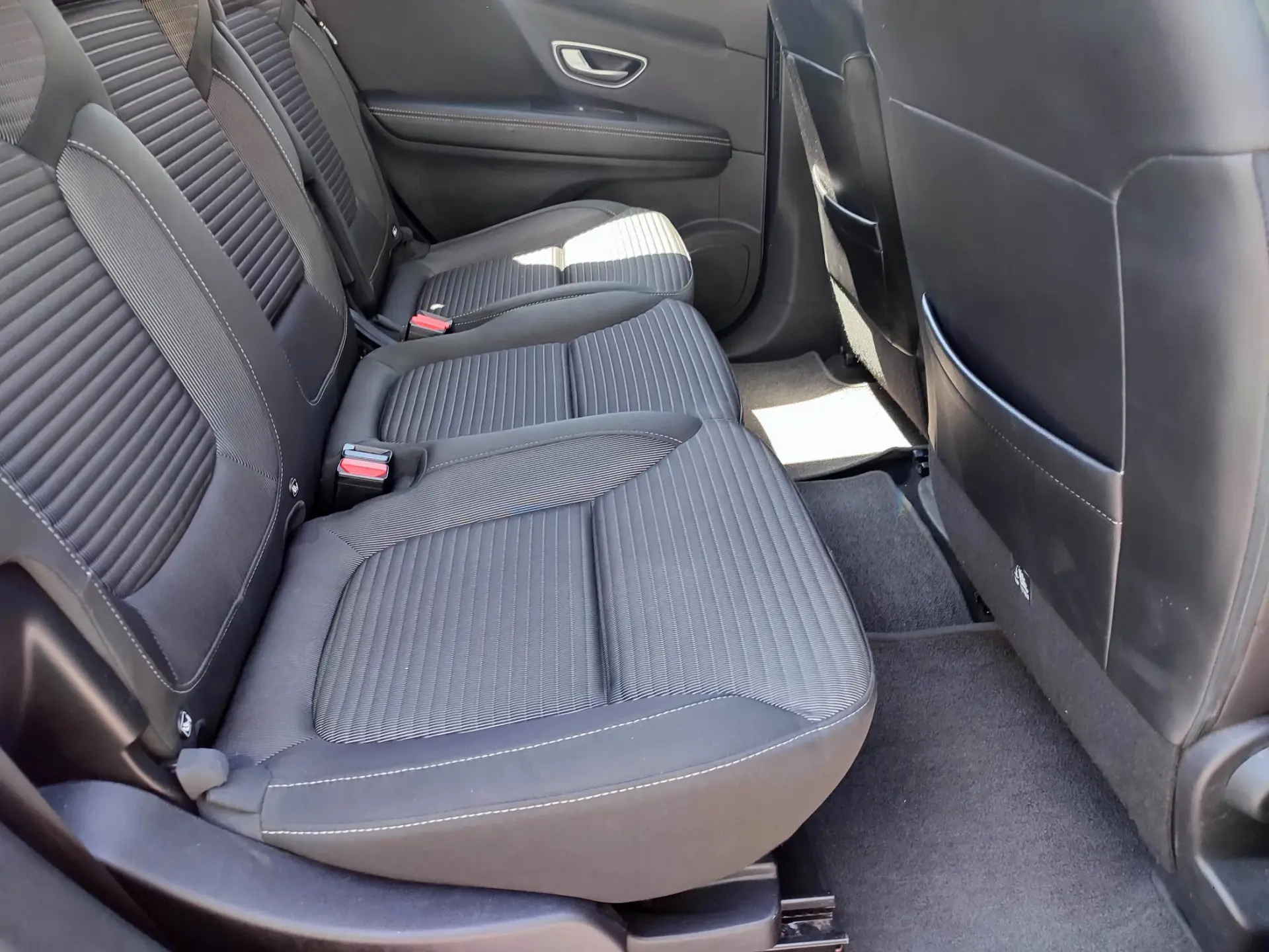 Renault Scénic Hybrid intense 41