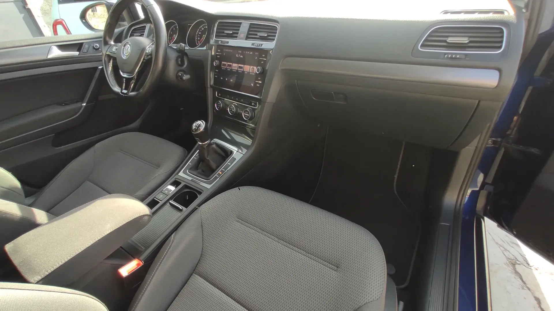 Volkswagen Golf 1.0 TSI Stream 28