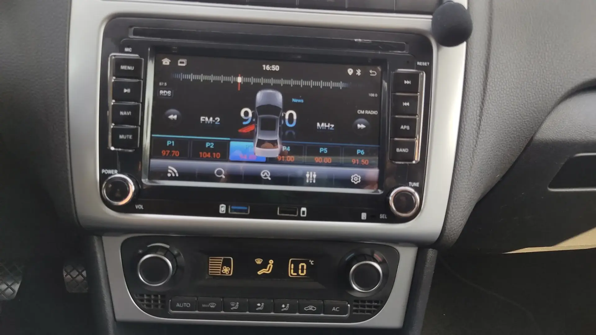 Volkswagen Polo 1.6 TDi Match BlueMotion 26