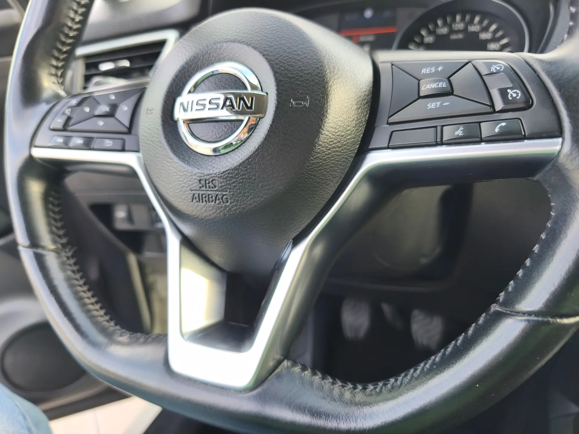 Nissan Qashqai 1.7 dCi Tekna+ 4x4-i 13