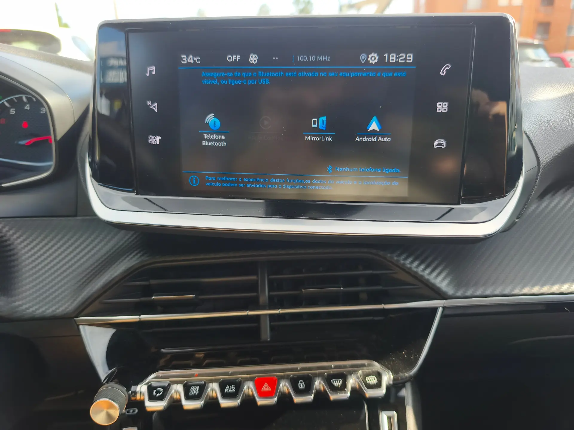 Peugeot 2008 1.5 BlueHDi Allure Pack EAT8 17