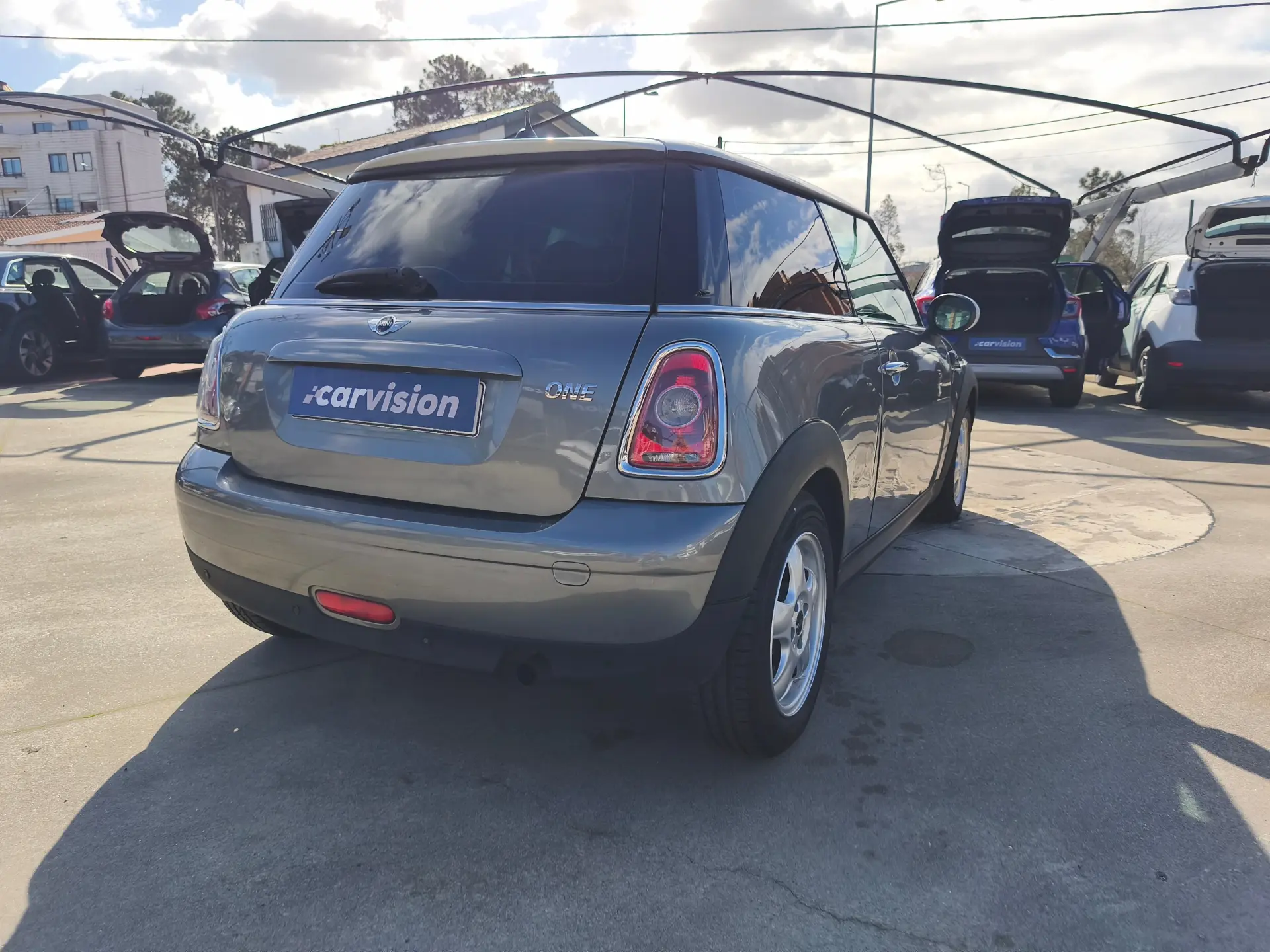 MINI 3 Portas Cooper 4