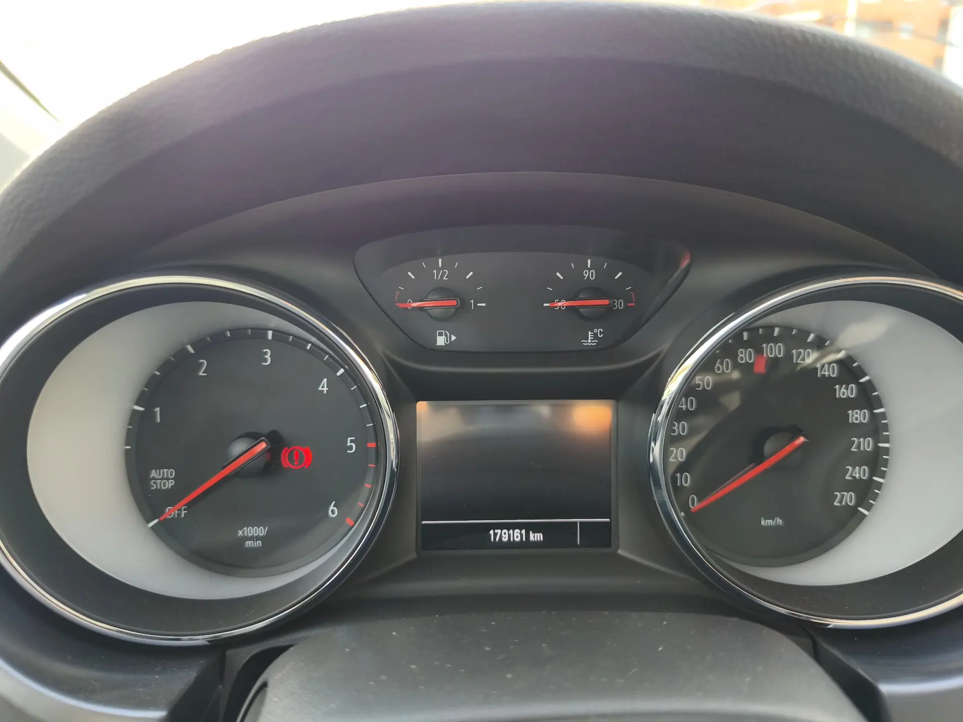 Opel Astra Sports Tourer 1.5 D Business 8