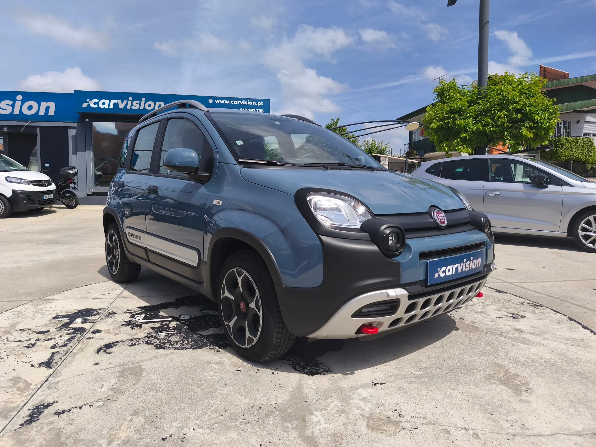 Fiat Panda 1.0 Hybrid Cross 1