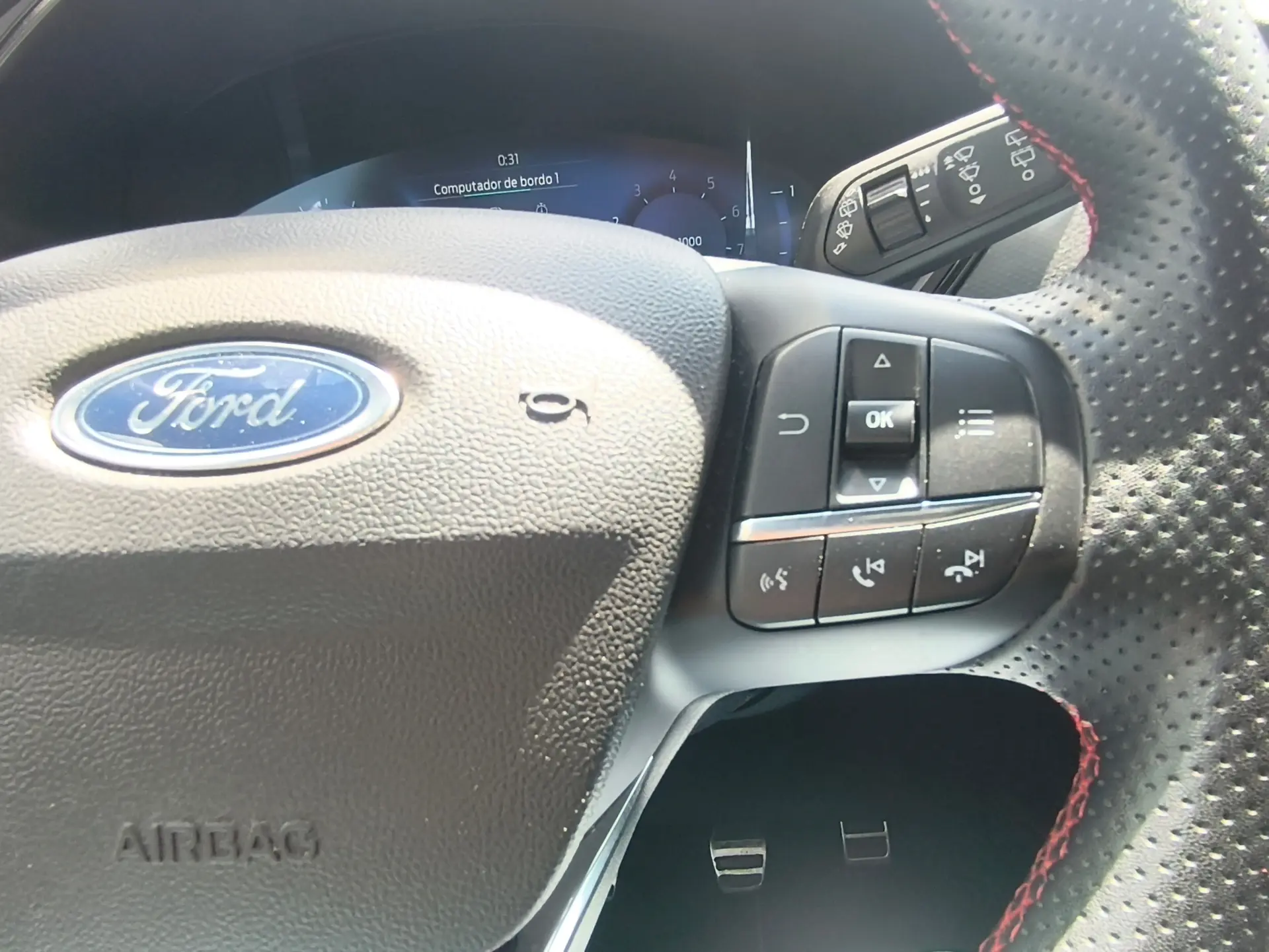 Ford Kuga 1.5 EcoBoost ST-Line X 18