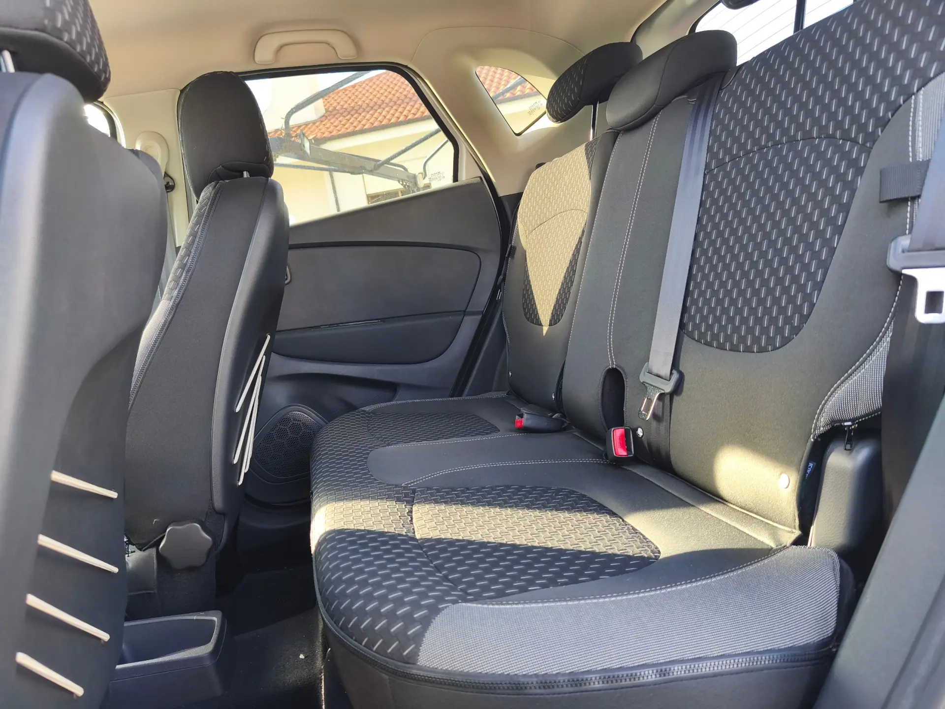 Renault Captur 1.0 TCe Exclusive 10