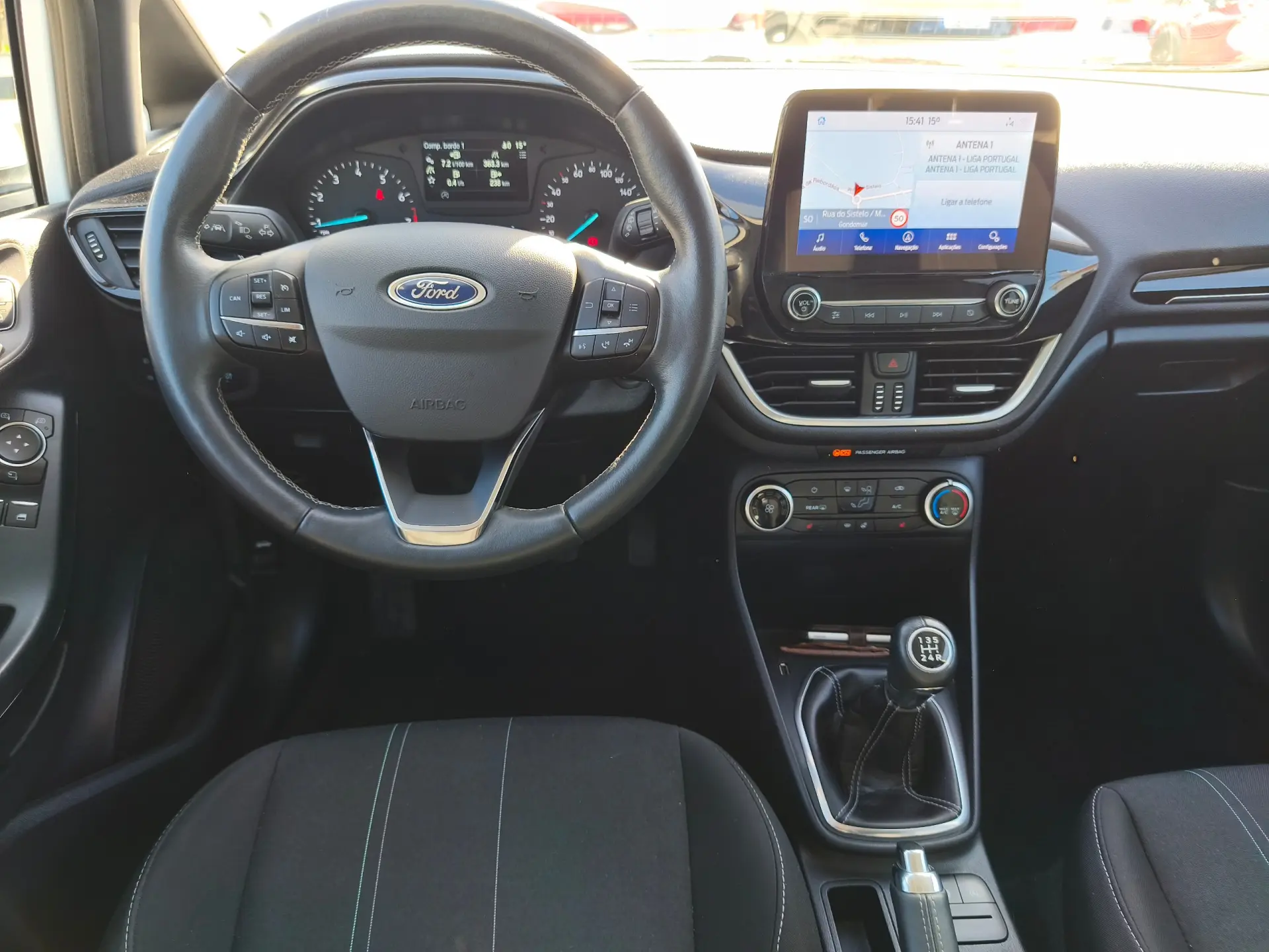 Ford Fiesta 1.1 S&S COOL&CONNECT 10