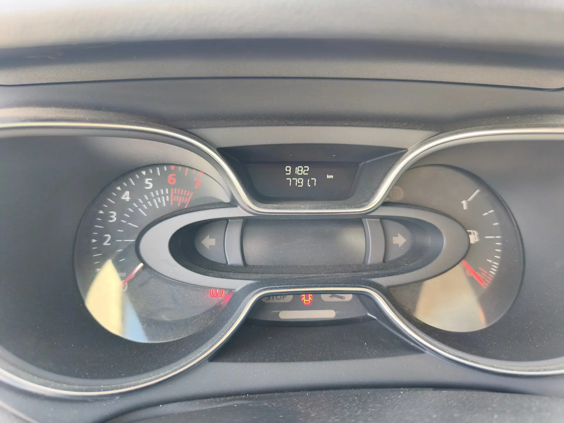 Renault Captur 1.0 TCe Exclusive 7