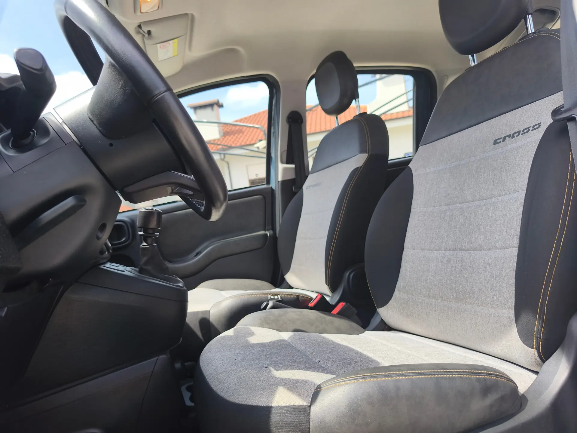 Fiat Panda 1.0 Hybrid Cross 5
