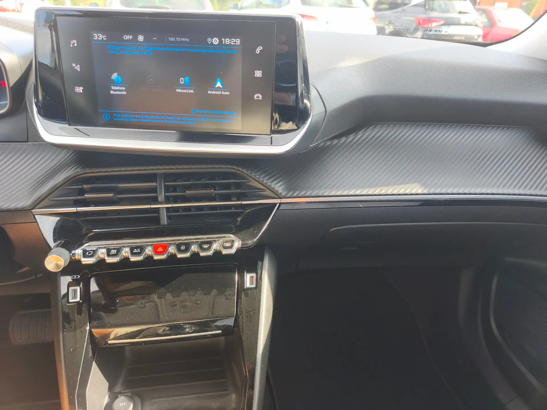 Peugeot 2008 1.5 BlueHDi Allure Pack EAT8 18