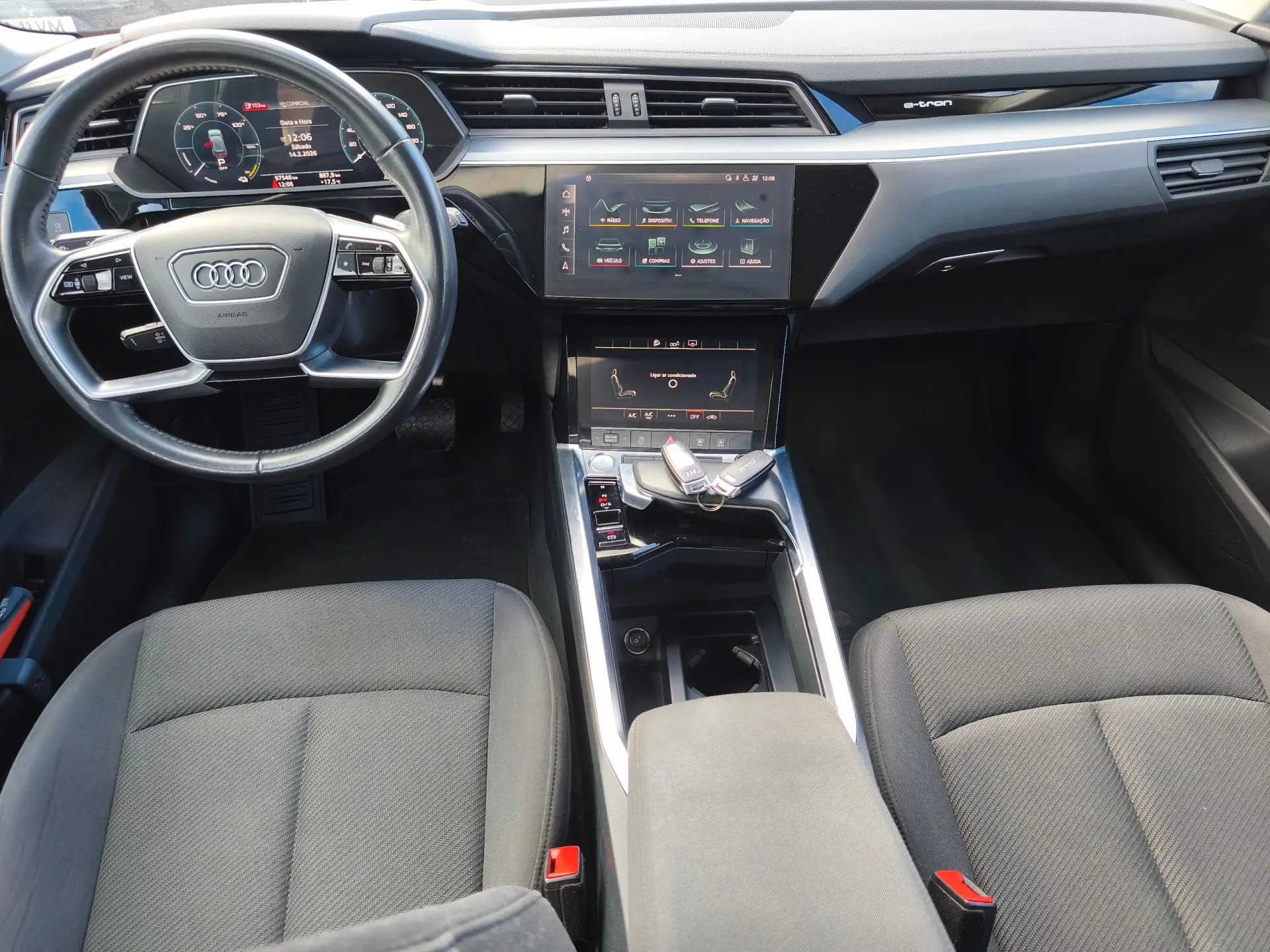 Audi e-tron 50 quattro S line 8