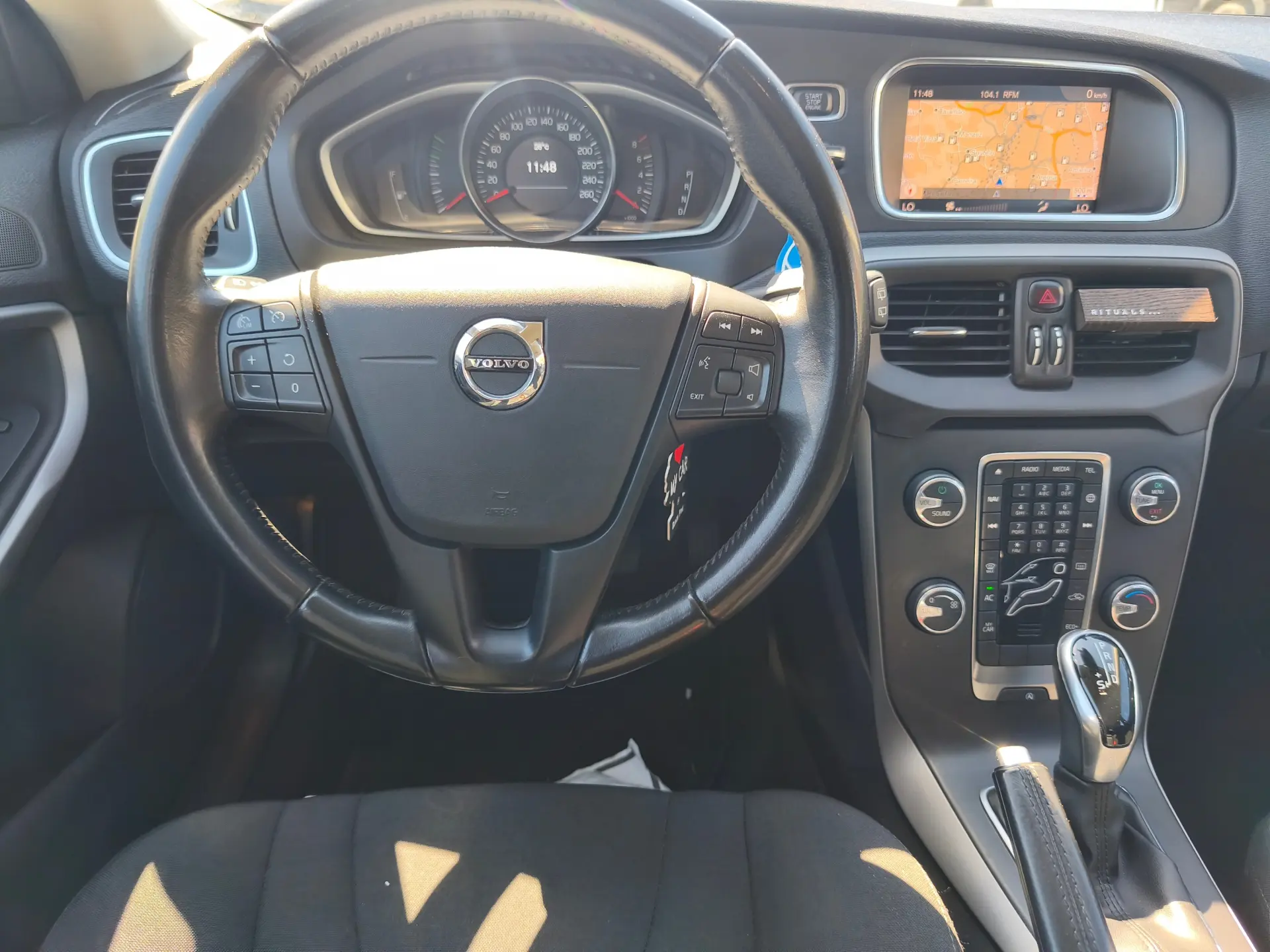 Volvo V40 1.5 T3 Sport Edition Geartronic 5