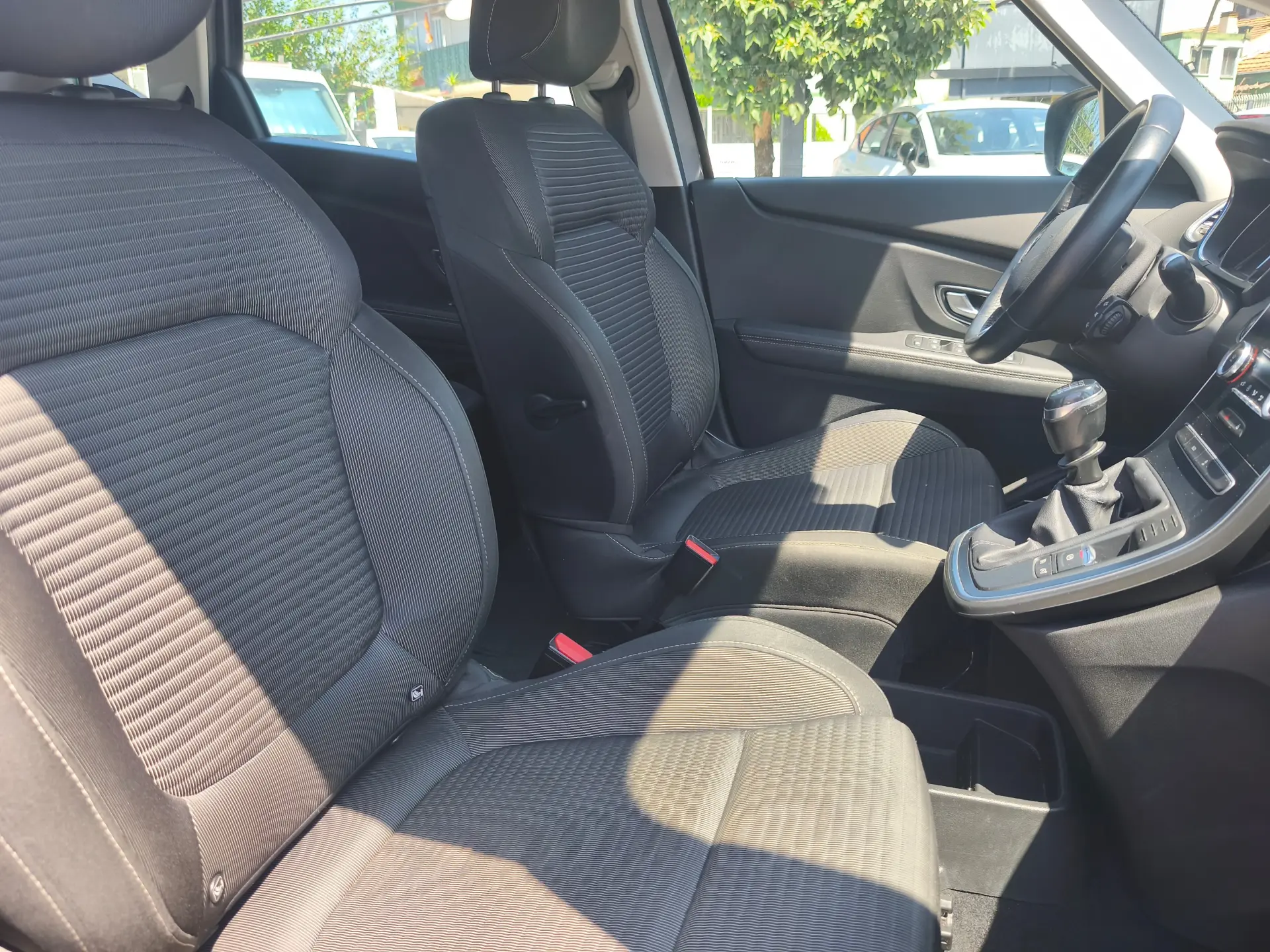 Renault Scénic ENERGY dCi 110 INTENS 9