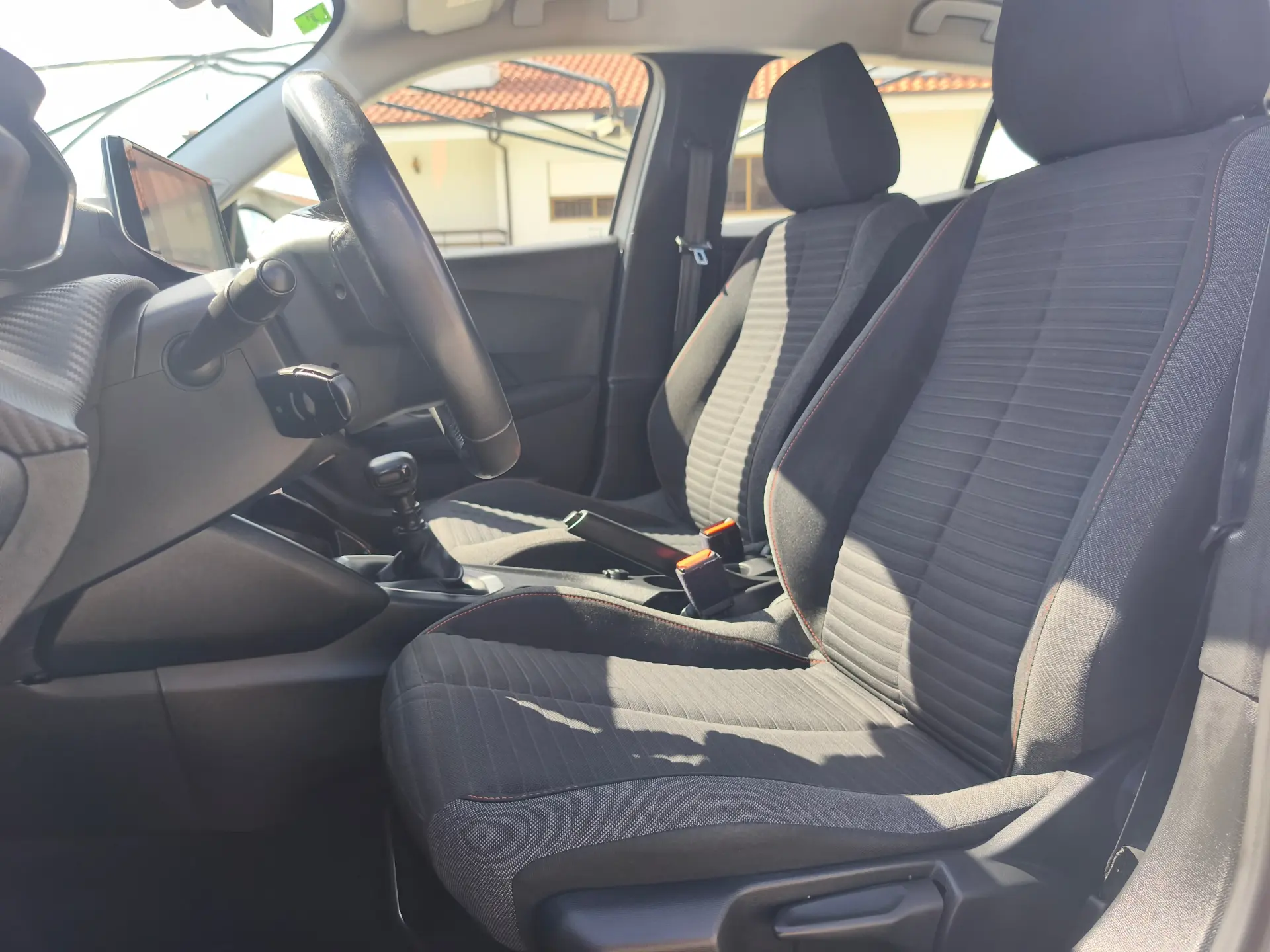 Peugeot 2008 1.5 BlueHDi Active Pack 8