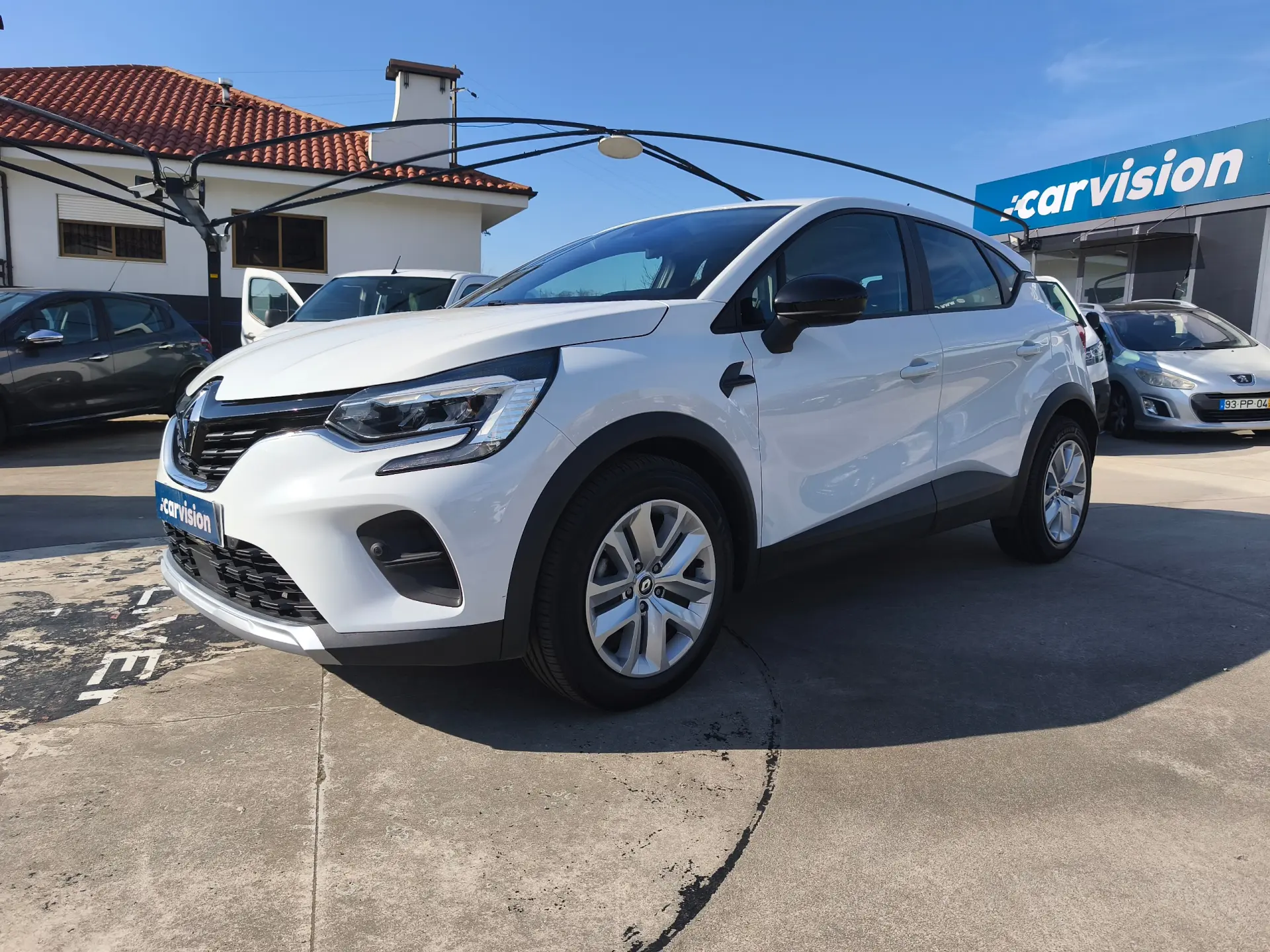 Renault Captur 1.0 TCe Exclusive Bi-Fuel 2
