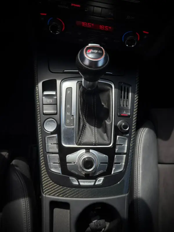 Audi RS5 4.2 FSi quattro S tronic Exclusive 7